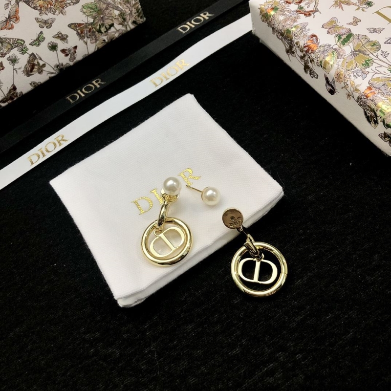 chr1st1an D10r earrings